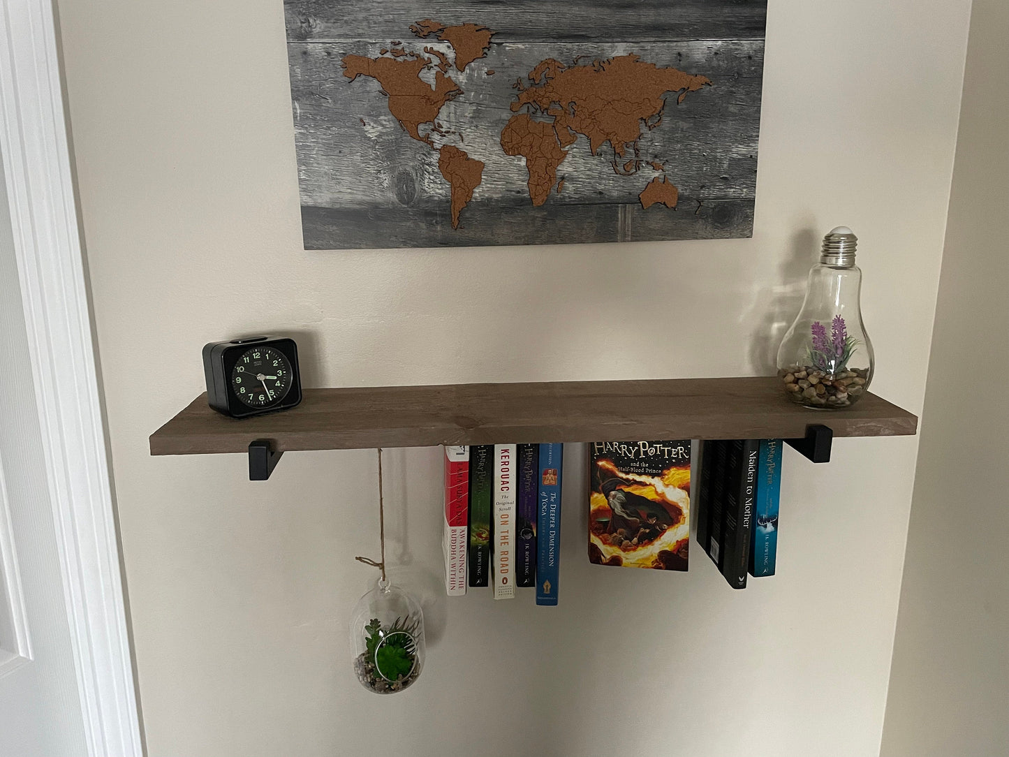 Magnetic Hanging Bookshelf Display