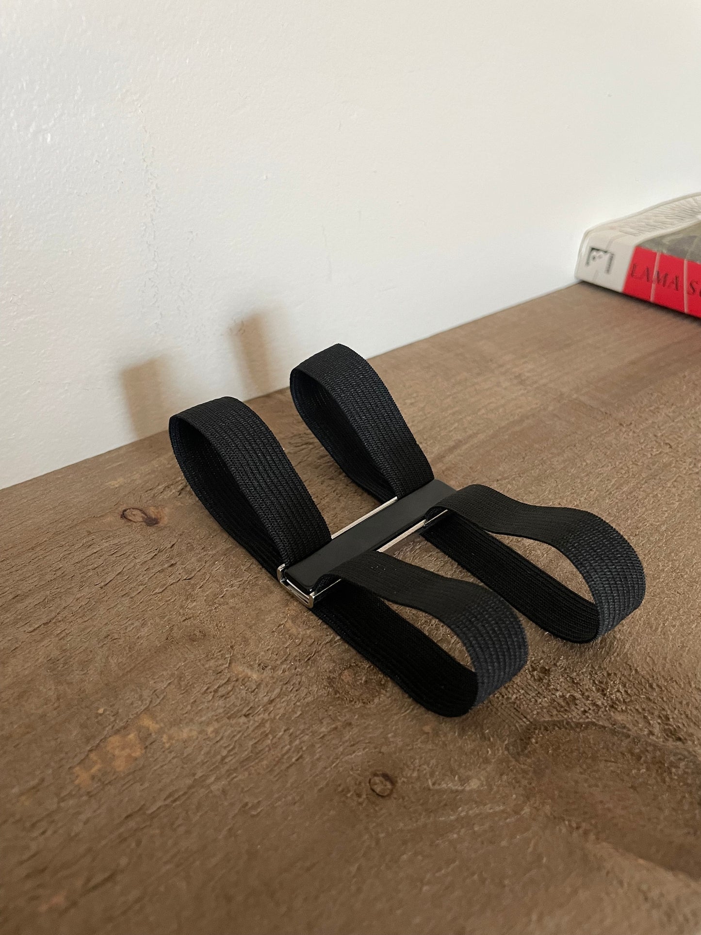 Metallic Book Loop