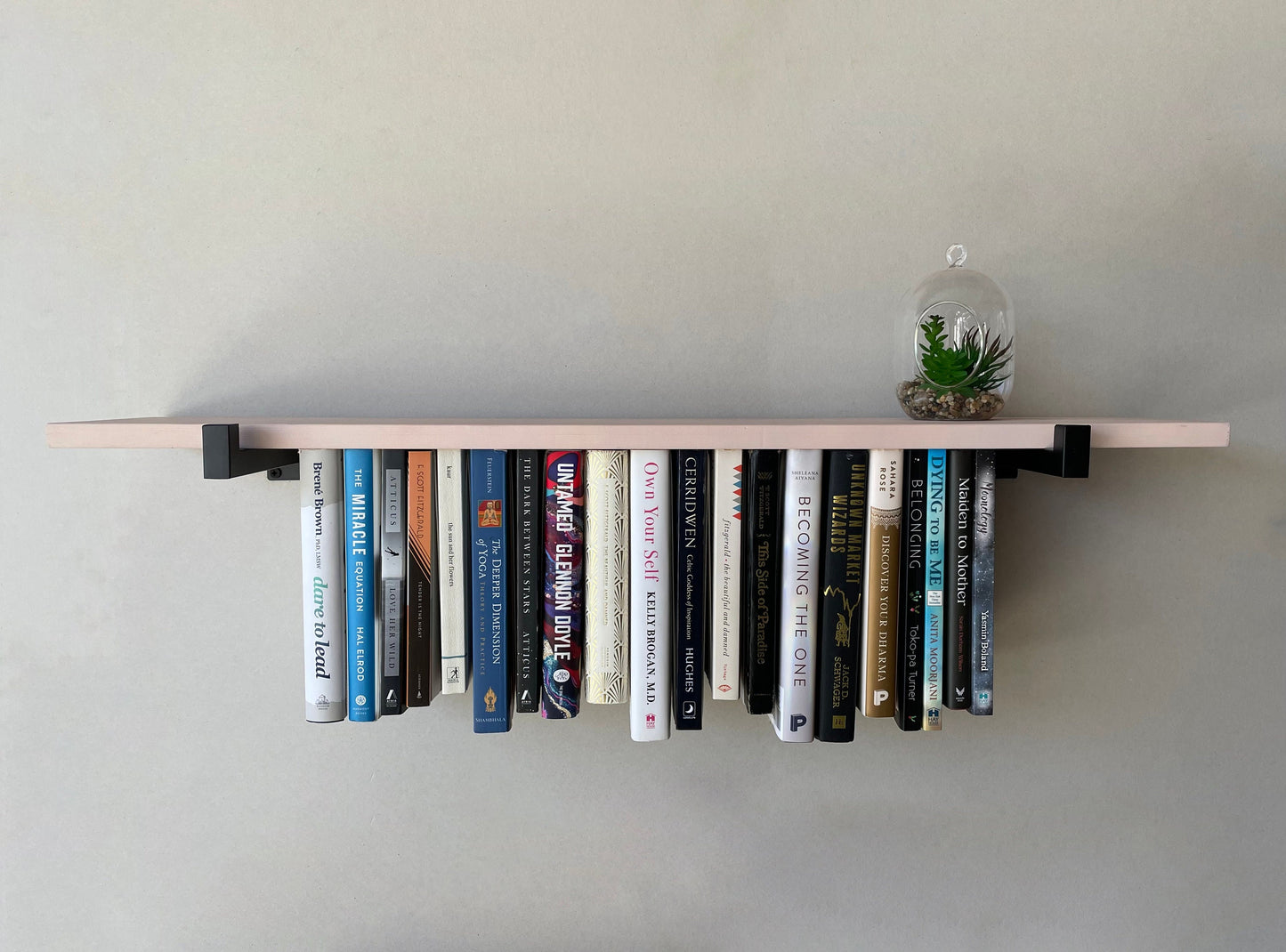Vibrant Hanging Bookshelf